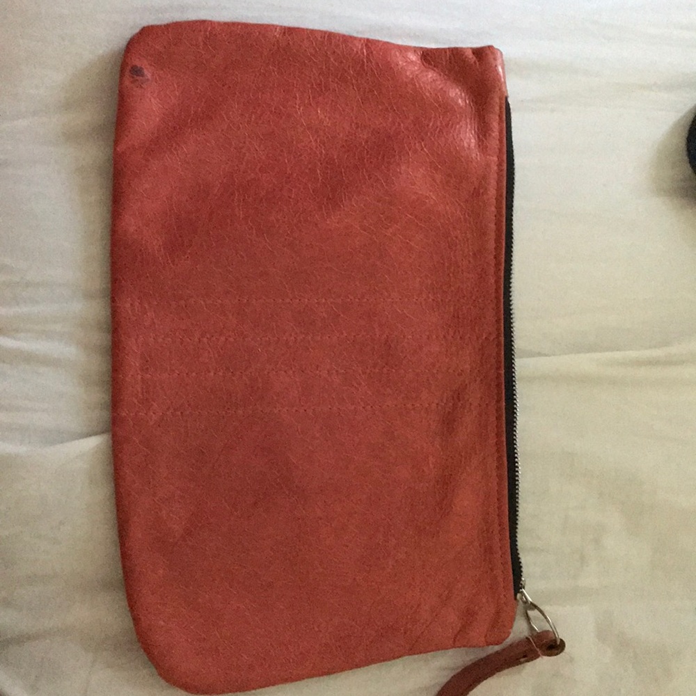 Handbag - Picture 2 of 3